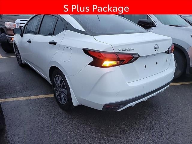 2024 Nissan Versa 1.6 S