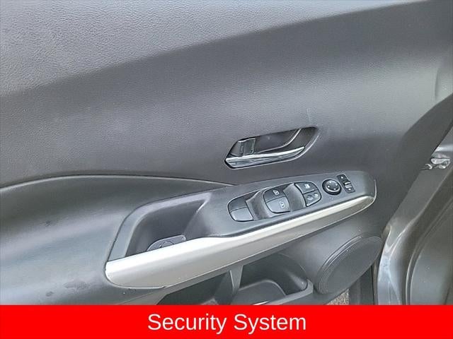 2019 Nissan Kicks SR