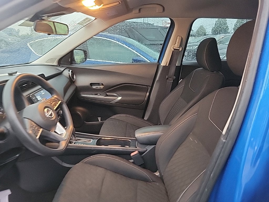 2022 Nissan Kicks SV