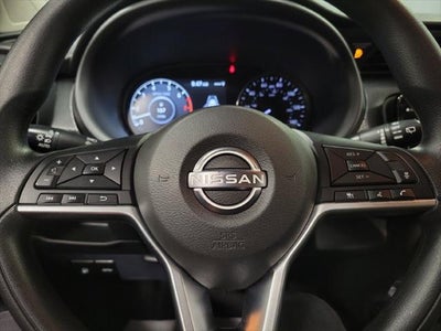 2022 Nissan Kicks SV