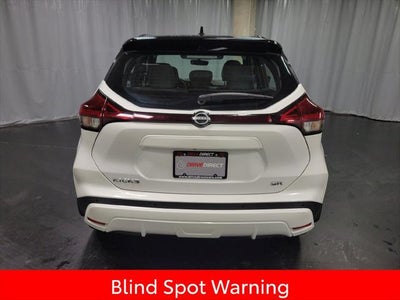 2023 Nissan Kicks SR