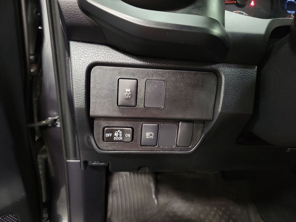 2021 Toyota Tacoma SR V6