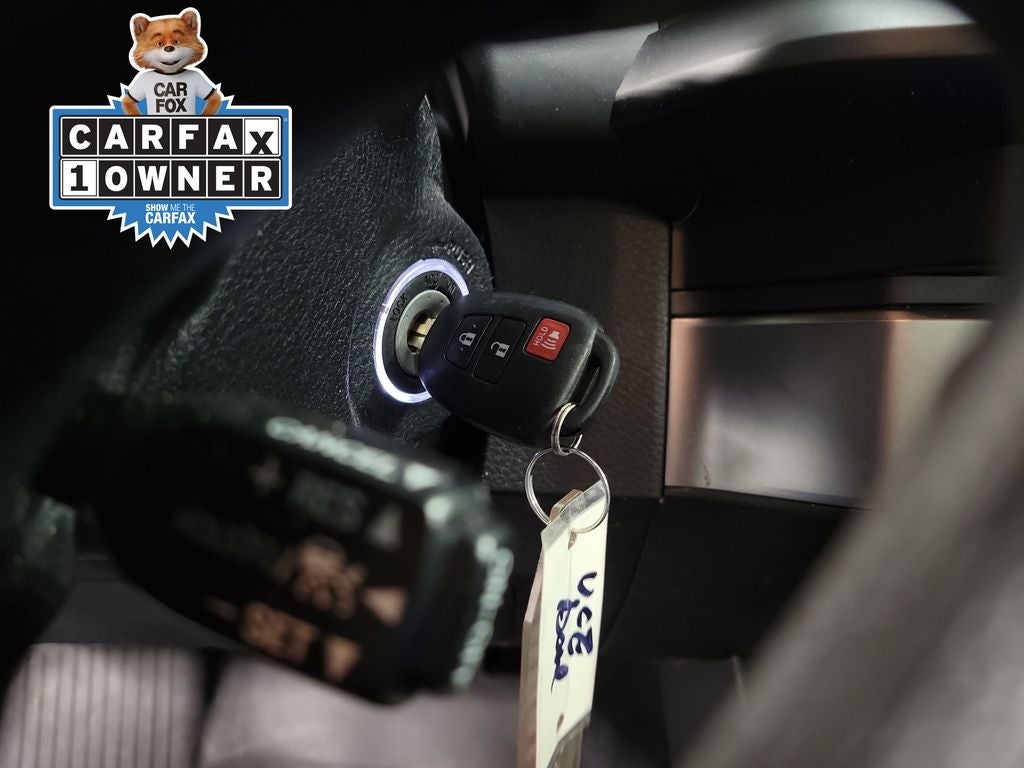 2022 Toyota Tacoma SR V6