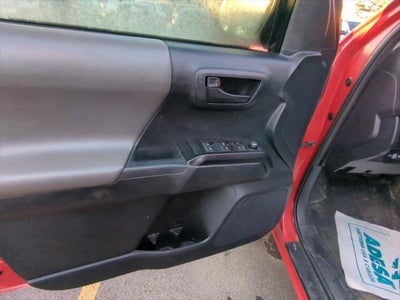 2017 Toyota Tacoma SR V6
