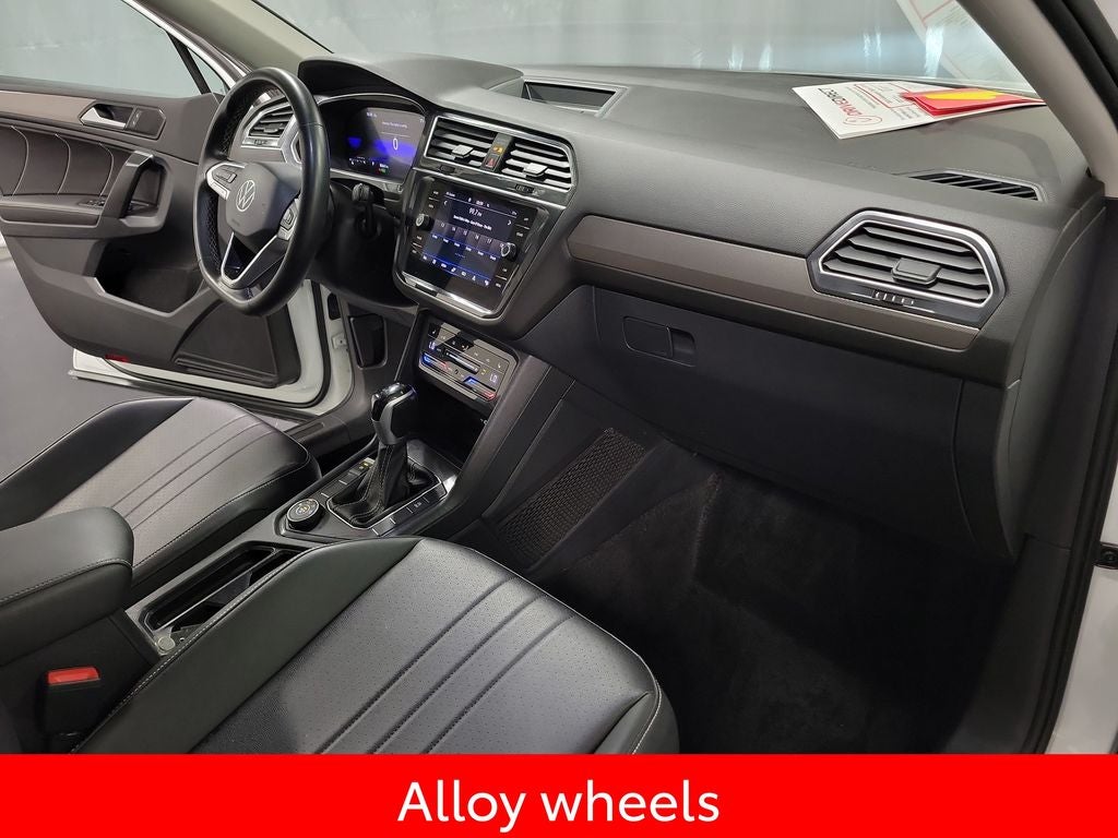 2024 Volkswagen Tiguan 2.0T SE
