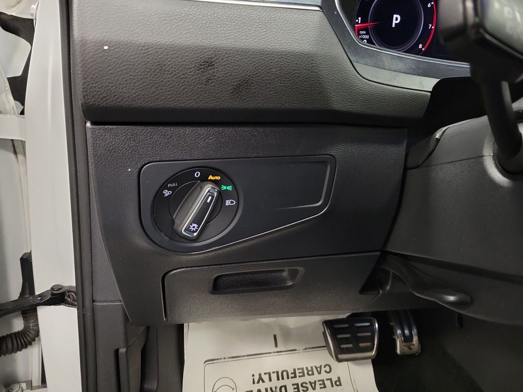 2023 Volkswagen Tiguan 2.0T SEL R-Line