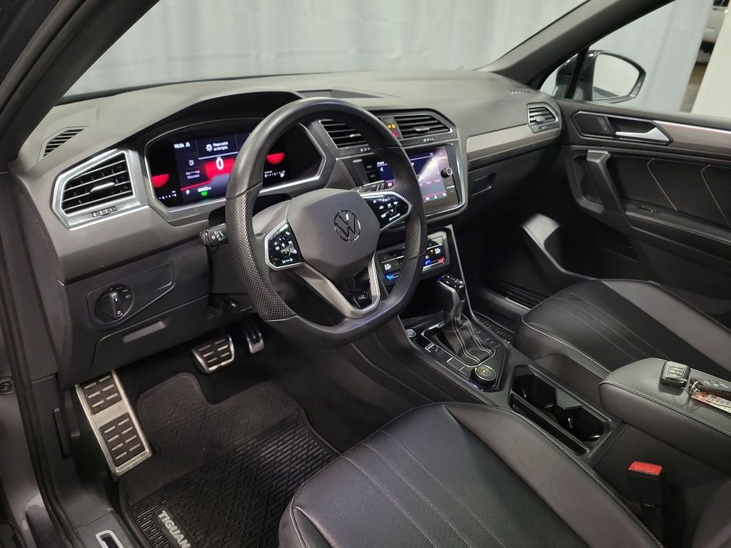 2022 Volkswagen Tiguan 2.0T SE R-Line Black