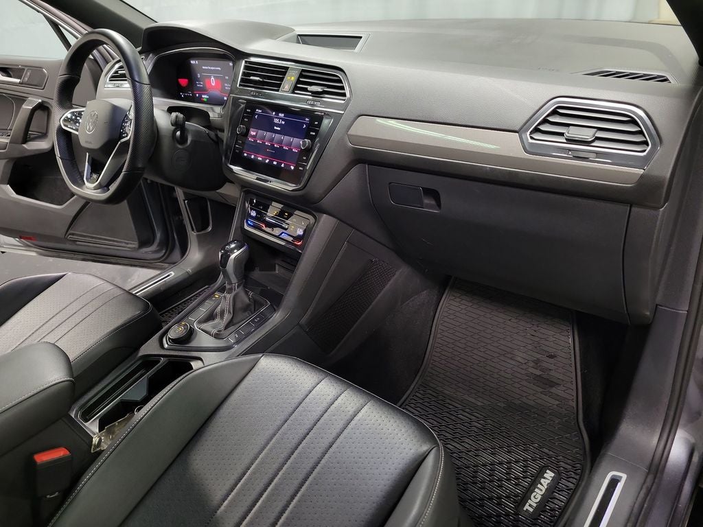 2022 Volkswagen Tiguan 2.0T SE R-Line Black