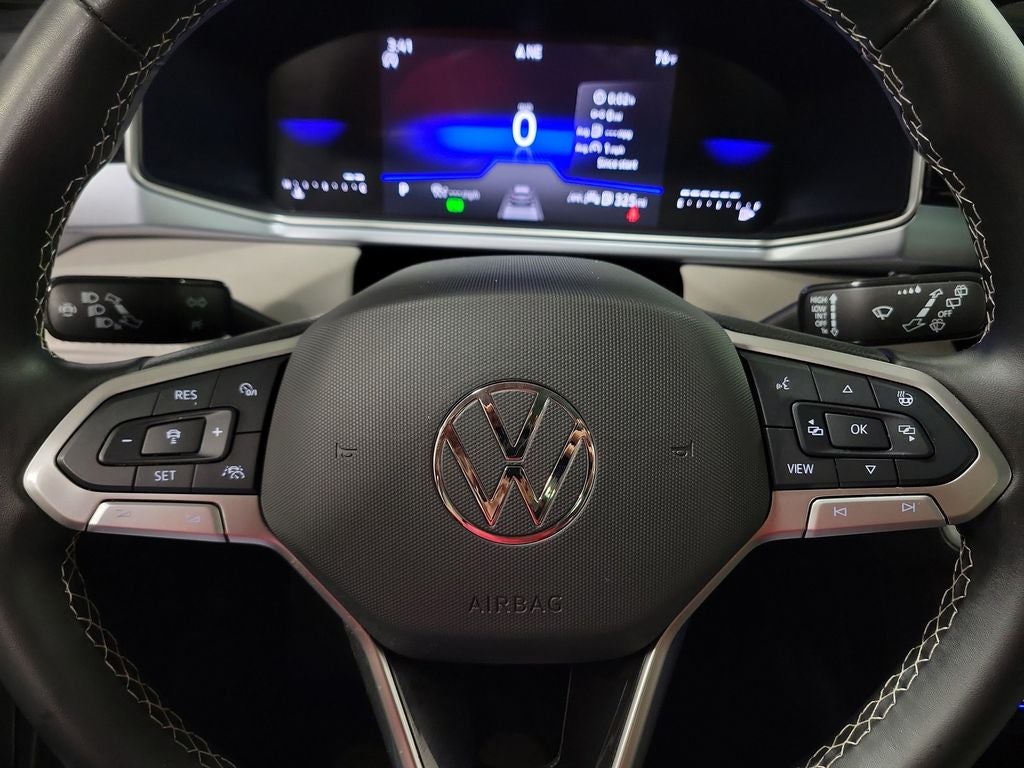 2025 Volkswagen Taos 1.5T SE