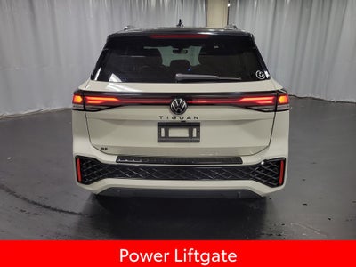2026 Volkswagen Tiguan 2.0T SE R-Line Black