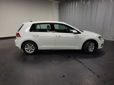 2015 Volkswagen Golf TSI S 4-Door