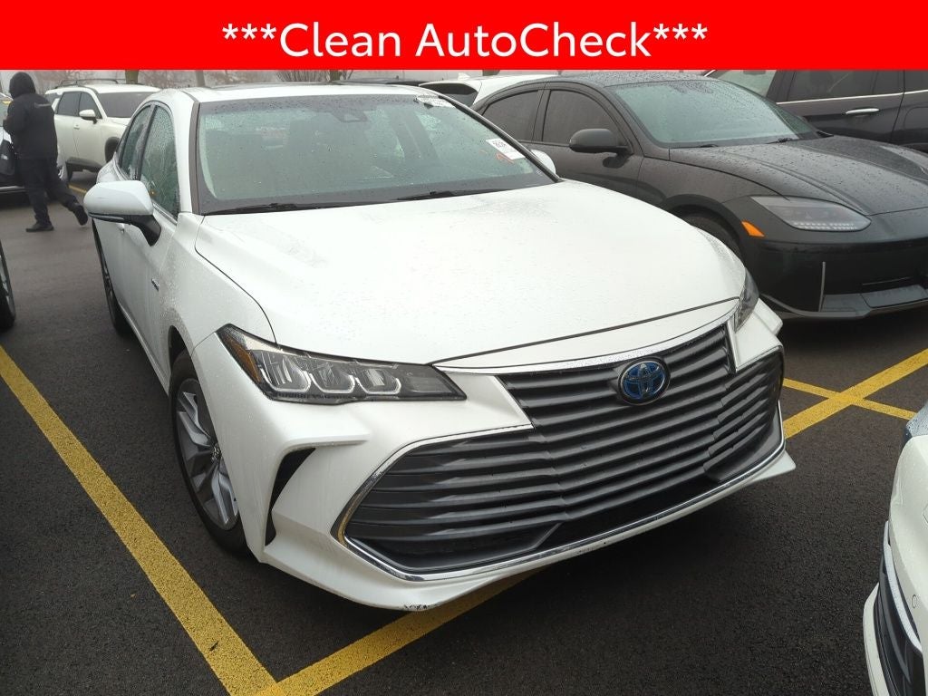 2020 Toyota Avalon Hybrid XLE Plus