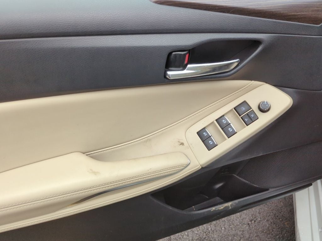 2020 Toyota Avalon Hybrid XLE Plus