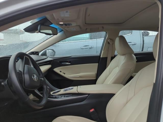 2020 Toyota Avalon Hybrid XLE Plus