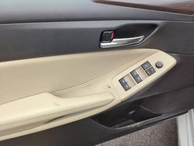 2020 Toyota Avalon Hybrid XLE Plus