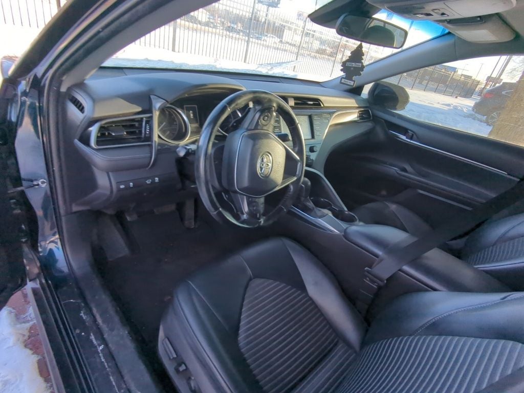 2019 Toyota Camry SE