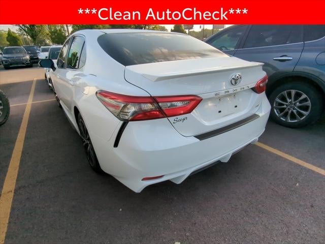2018 Toyota Camry SE