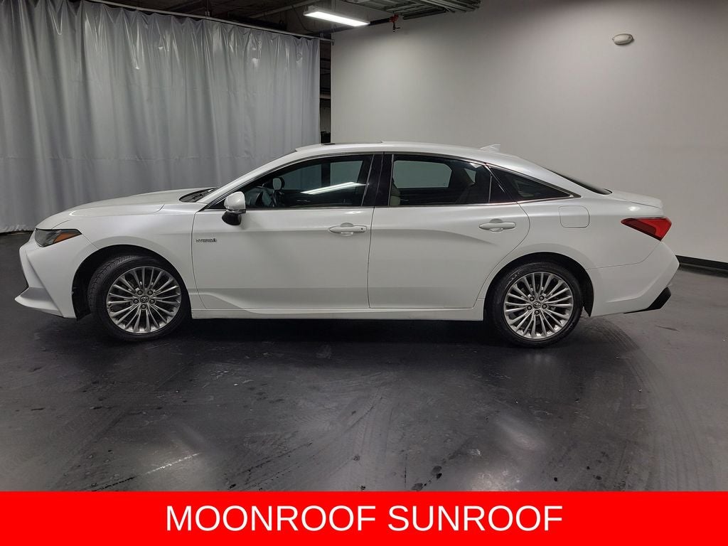 2019 Toyota Avalon Hybrid Limited