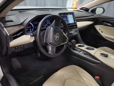 2019 Toyota Avalon Hybrid Limited