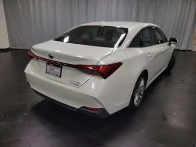 2019 Toyota Avalon Hybrid Limited