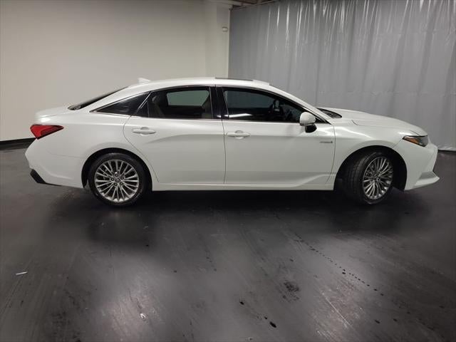 2019 Toyota Avalon Hybrid Limited