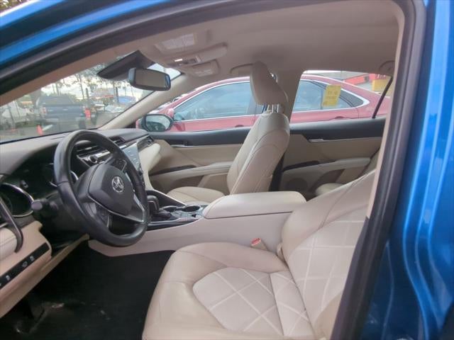 2019 Toyota Camry Hybrid XLE