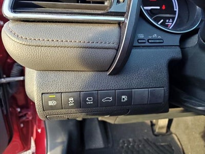 2018 Toyota Camry Hybrid XLE