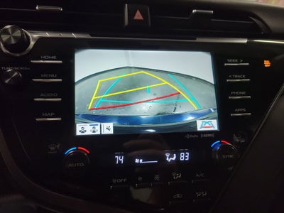 2019 Toyota Camry Hybrid XLE