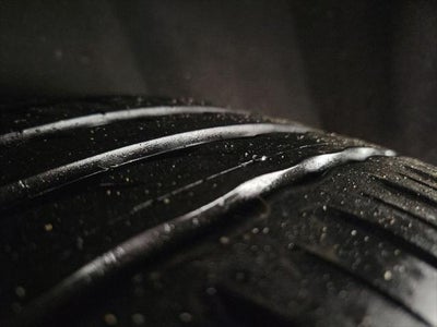 2019 Toyota Camry Hybrid XLE