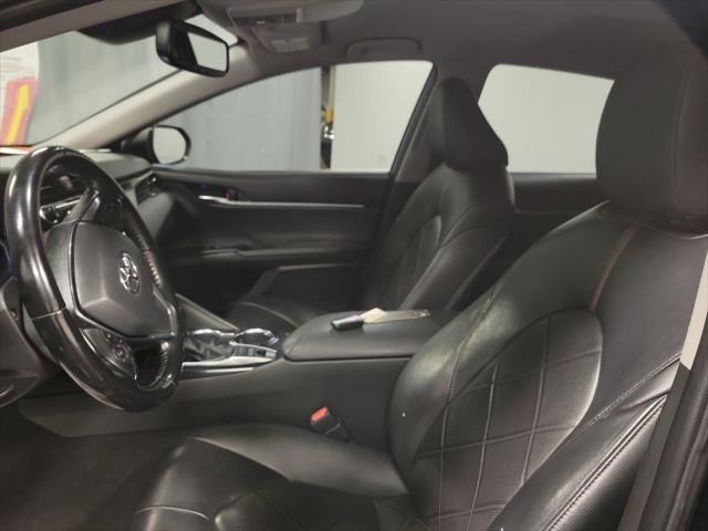 2019 Toyota Camry Hybrid XLE