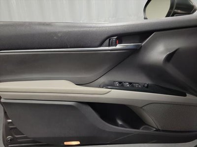 2018 Toyota Camry Hybrid LE