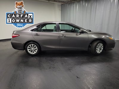 2016 Toyota Camry Hybrid LE