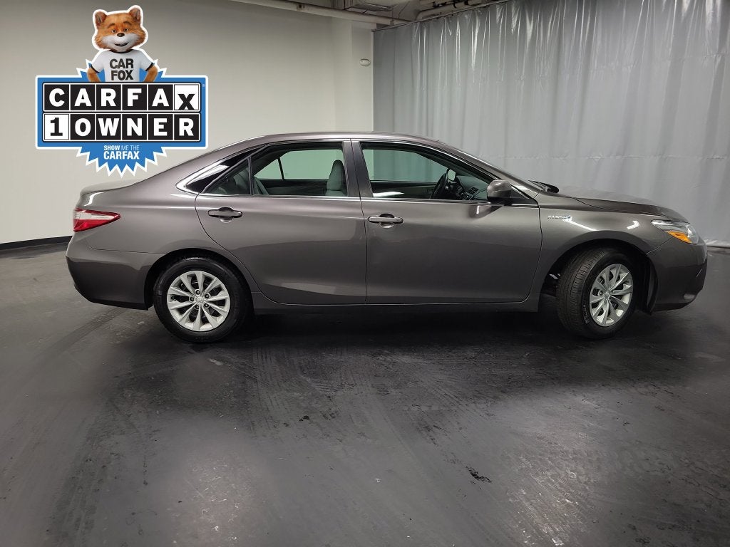2016 Toyota Camry Hybrid LE