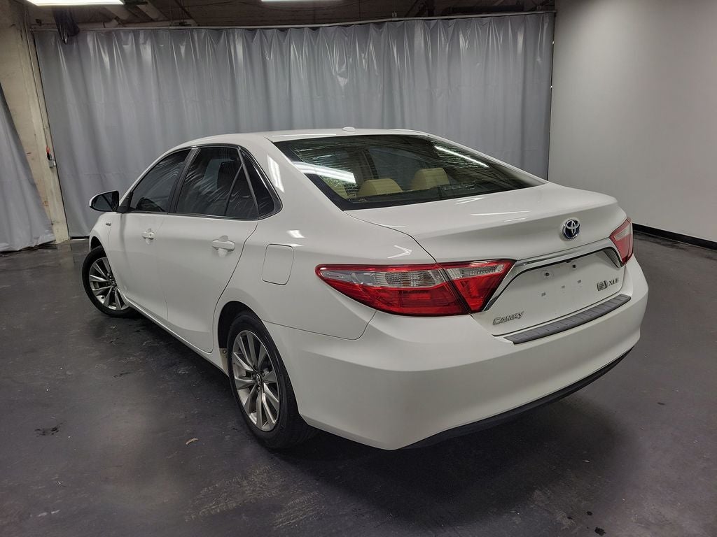 2017 Toyota Camry Hybrid XLE
