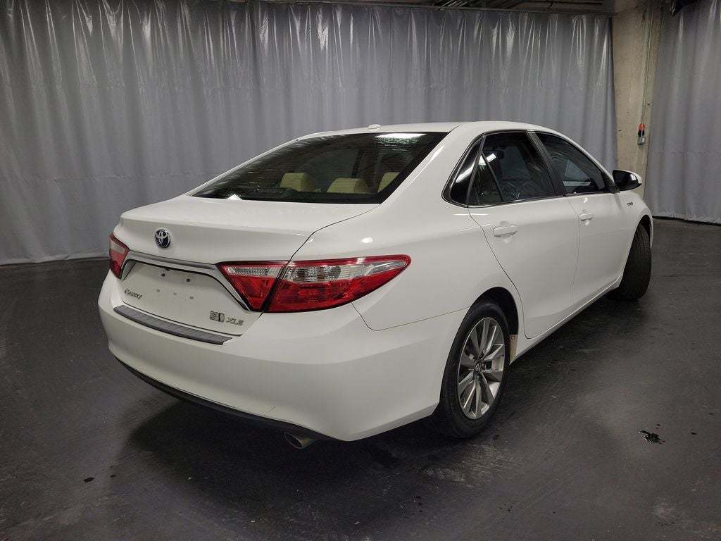 2017 Toyota Camry Hybrid XLE