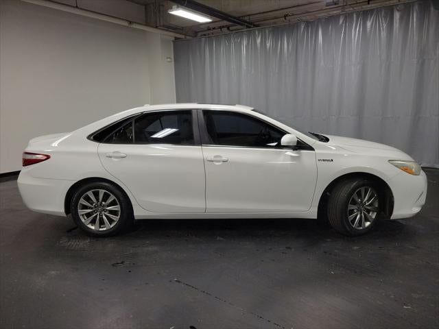 2017 Toyota Camry Hybrid XLE