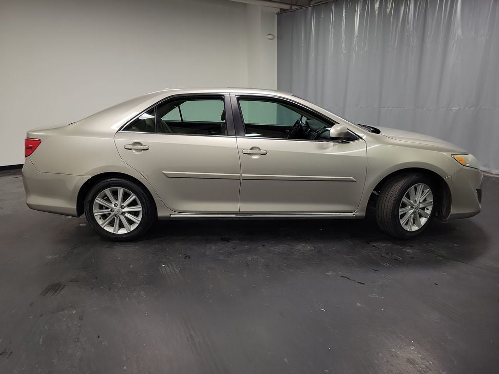 2014 Toyota Camry Hybrid XLE