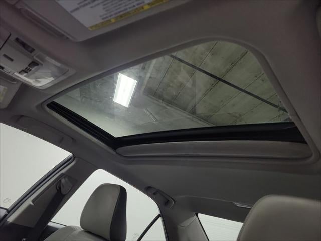 2015 Toyota Camry Hybrid SE