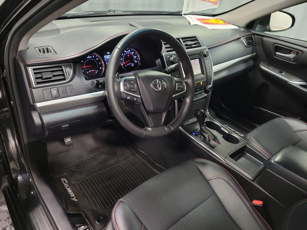 2016 Toyota Camry SE