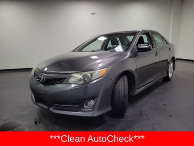 2014 Toyota Camry SE
