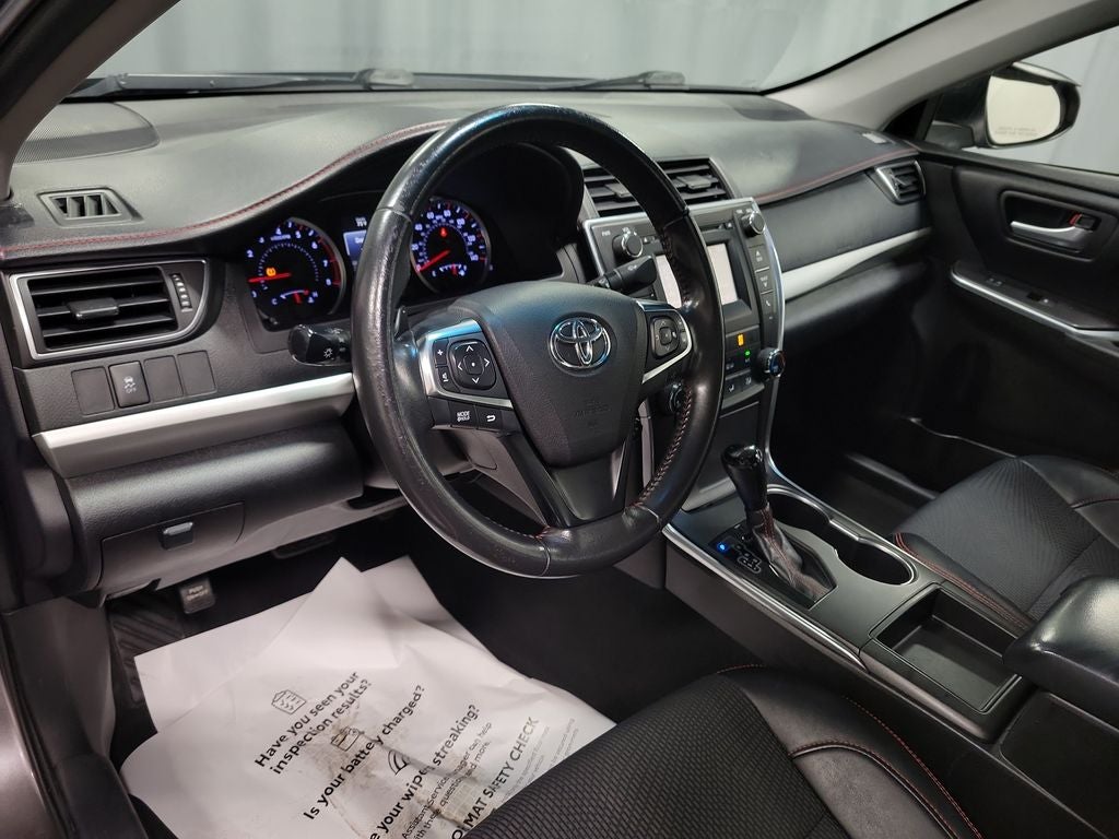 2016 Toyota Camry SE
