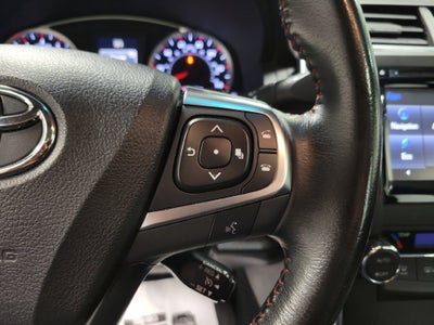 2016 Toyota Camry XSE