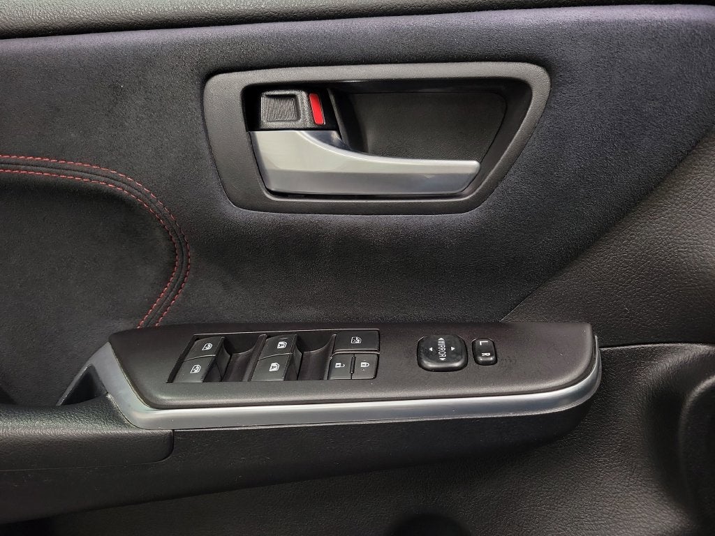 2016 Toyota Camry XSE