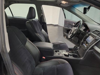 2016 Toyota Camry XSE