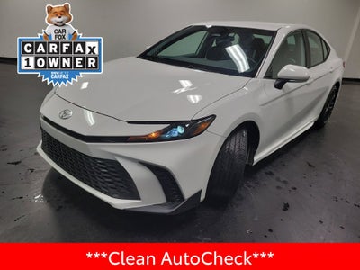 2025 Toyota Camry SE