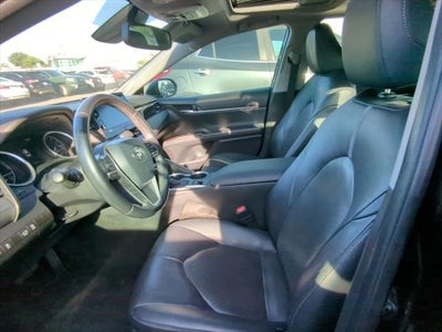 2021 Toyota Camry Hybrid XLE
