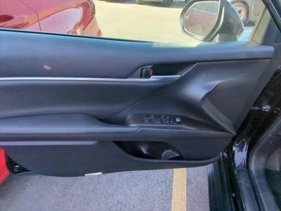 2021 Toyota Camry Hybrid XLE