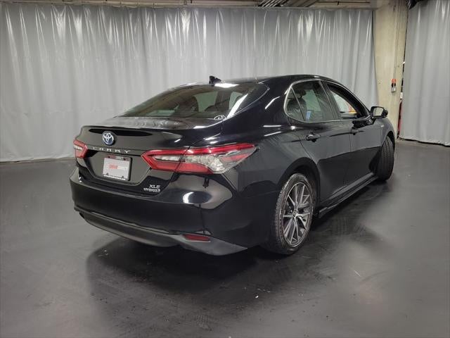 2021 Toyota Camry Hybrid XLE