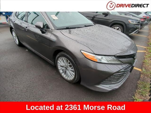 2020 Toyota Camry Hybrid XLE