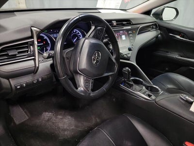 2020 Toyota Camry Hybrid XLE